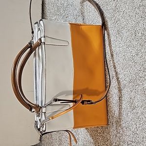 Authentic Coach Borough 31121 Color Block Boarskin Leather Satchel